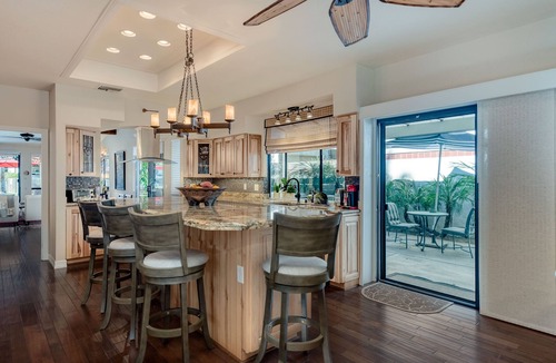 Indian Wells House | Indian Wells Pools and Streams Art Home w/Tennis