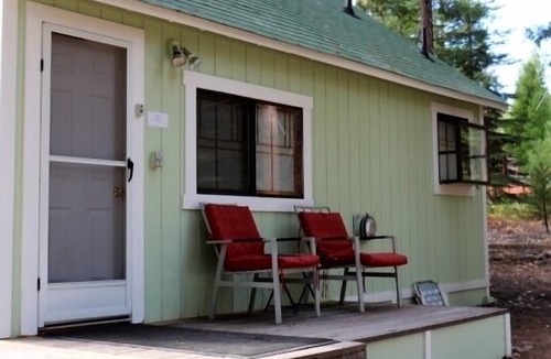 Foresta Cabin | INSIDE YOSEMITE! Ten minutes from Yosemite Valley. SUMMER/FALL openings!