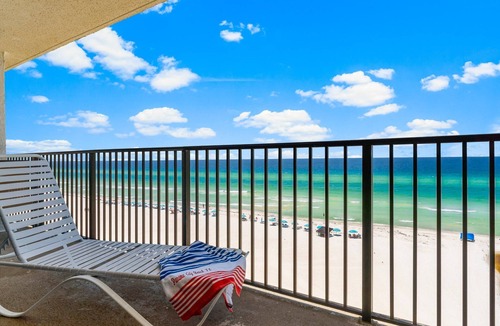 West Panama City Beach Condo | Irresistible! All Glass! Huge 1400 sq' 2b2b, 1:30p cst check in. Beach Service!