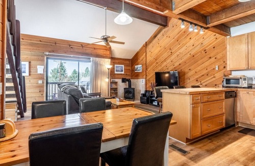 June Lake Condo | June Lake Sierra Suns 10 Views! Great Location!
