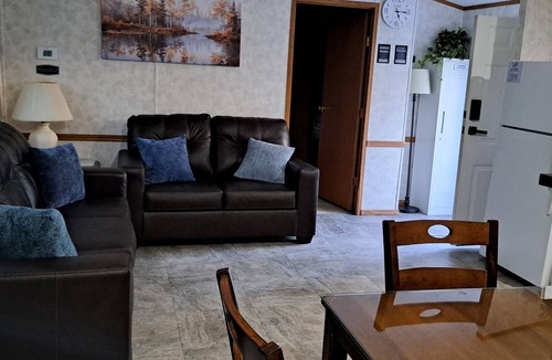Murphysboro Cabin | Kat's Get Away by the Lake