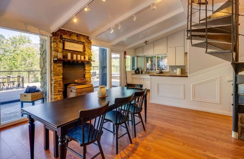 Kaweah House | Kaweah River Cabin House