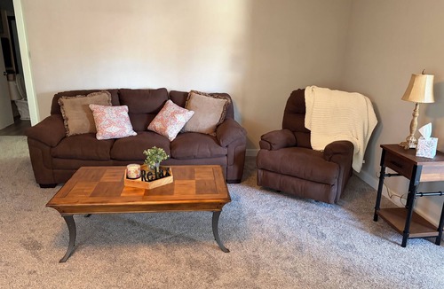 Cape Girardeau House | “Kozy on Kingsway” is a charming 4-bedroom house in Cape -The City of Roses