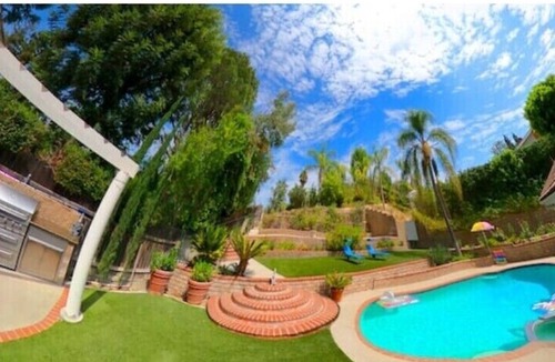 Granada Hills North Villa | LA Paradise Villa, Luxurious, Big Heated Pool