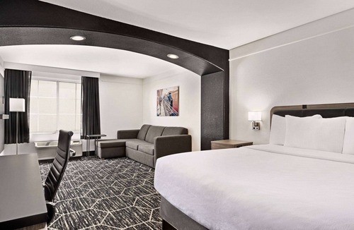 Hesperia Hotel | La Quinta Inn & Suites by Wyndham Hesperia Victorville