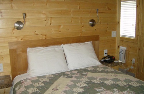 Nicolaus Resort | Lake Minden Camping Resort Cottage 3