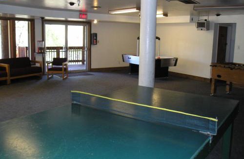 Oregon House Resort | Lake of the Springs Camping Resort Cabin 5