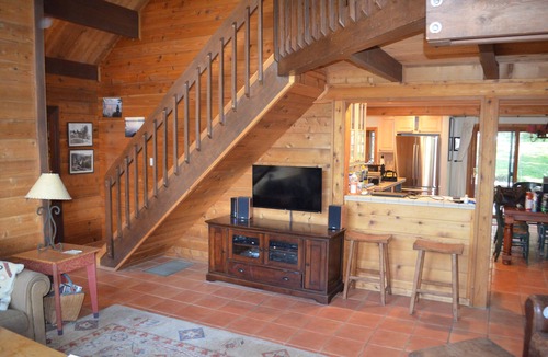 Lake Forest House | Lake View in Dollar Point. Dogs OK. 4 Bedroom plus Loft. 5 min to Beach. 600mbs.