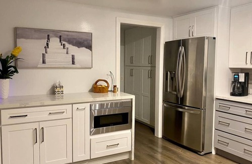 Agoura Hills House | Lakefront 3 Bedroom house with breath taking views