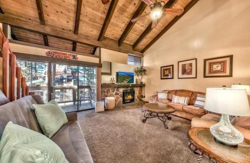 South Lake Tahoe Villa | Lakeland Village 521 - Come Lake It