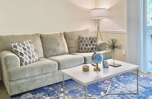 South Natomas Apartment | Lakeside Retreat - Hot Tub, Close to Downtown