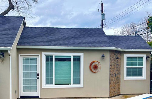 Land Park House | Land Park Studio Charmer. Fully furnished, utilities included.