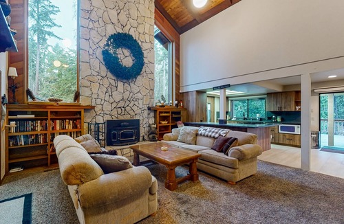 Shaver Lake House | Large Mountain Home w/Guest House, Game Room, Fireplace, Wifi, & Private W/D