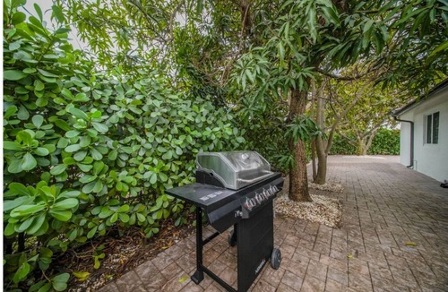 Coral Terrace House | Las Arboleda
