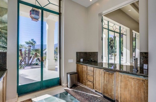 La Quinta House | Legendary Merv Griffin Estate - A Unique Oasis #067346