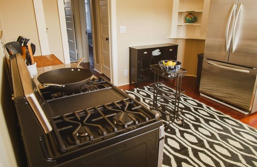 Upper East House | Lemon Tree House downtown