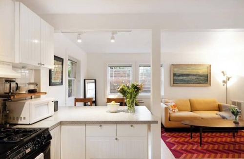 Bushrod Condo | Light-filled home with great outdoor spacen