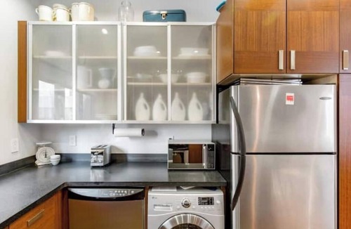 Civic Center Condo | Live Like a San Franciscan in Hayes Valley, with Parkingnn