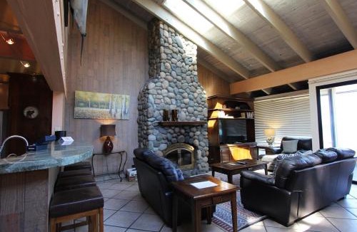 South Lake Tahoe Apartment | LLC1236 - Lakeside Landing condo