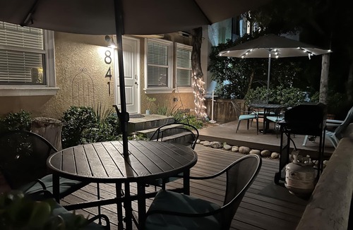 Mission Beach Cottage | Location location! Adorable + Affordable n1-bedroom cottage in the heart of MB!