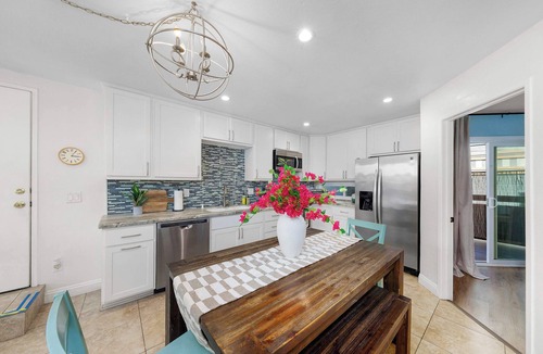 Mission Beach House | Location, Location Dream Escape