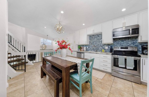 Mission Beach House | Location, Location Dream Escape