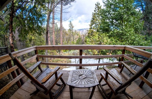 Madera County Cabin | Lodge ∙ 1 bedroom ∙ 4 guests