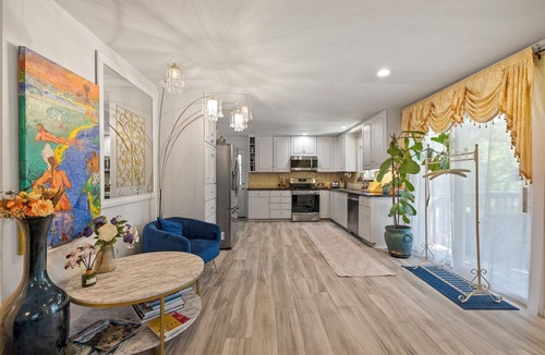 Sonora Villa | Loved by Guests! Quiet Villa w/King Beds, Full Kitchen, 2-Min Drive to Downtown