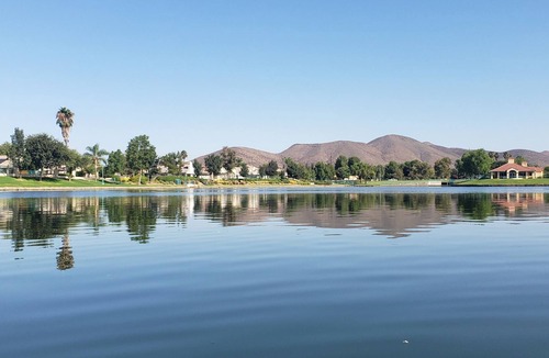 Menifee House | Lovely Lakeside Private Room