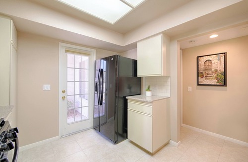 Palm Desert Condo | Lovely Palm Desert Charmer