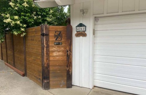 Cascade House | Lover's Hideaway