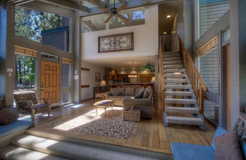 South Lake Tahoe House | Lucky Lady 404 by Lake Tahoe Accommodations