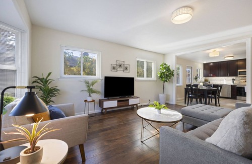 East Palo Alto House | Luxo Stays |Stanford| 3bd/2ba #pet #comfy