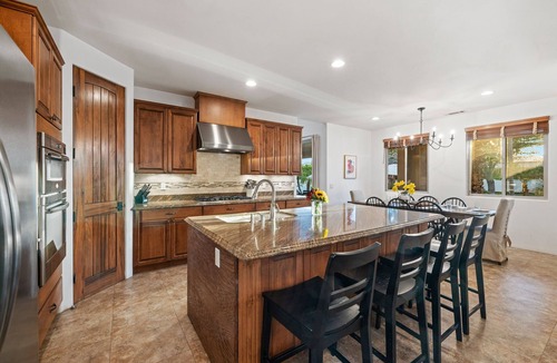 Indio House | Luxurious 5BR Vacation Rental Indio, Pool Spa 1+ Acre Oasis, Walk to Festivals