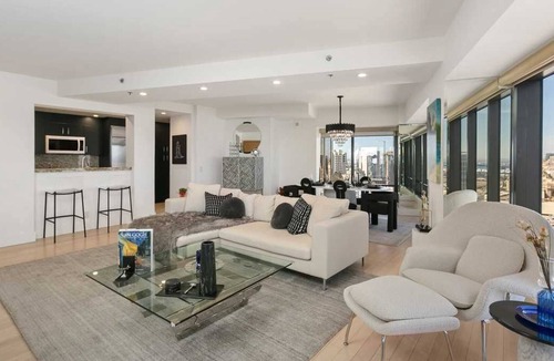 Pacific Terrace Condo | Luxurious Condo with Phenomenal Views!