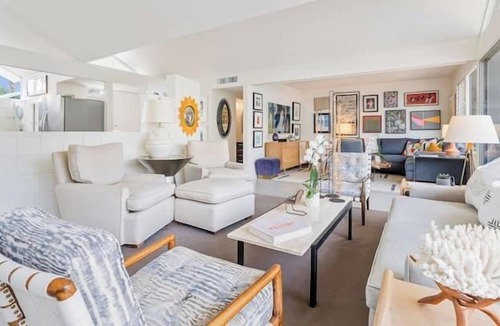Araby Commons Condo | Luxurious Desert Condo Feat. In Modernism Week