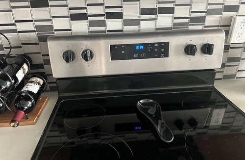 Downtown Sacramento Condo | Luxury 1-bed condo in midtown Sacramento with modern amenities and city views.
