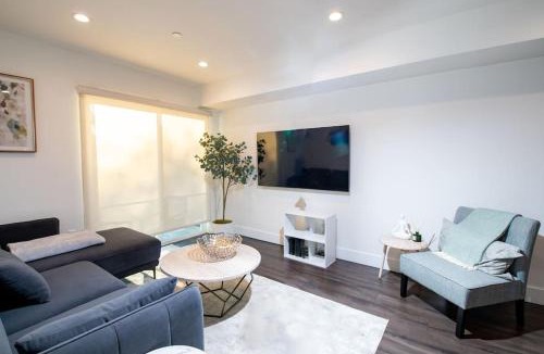 Hollywood Apartment | Luxury 2Bed/2Bath Apt in West Hollywood w/Rooftop