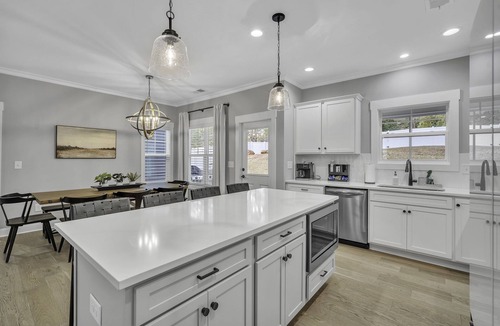 Greenville House | Luxury 4BR Home with Screened Porch & Fenced Yard