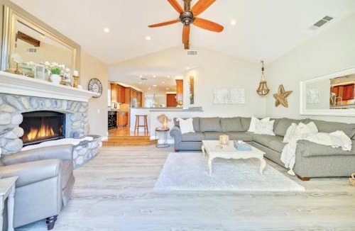 Sunset Cliffs House | Luxury beach home one block from ocean with spa, WiFi, & gorgeous outdoor space