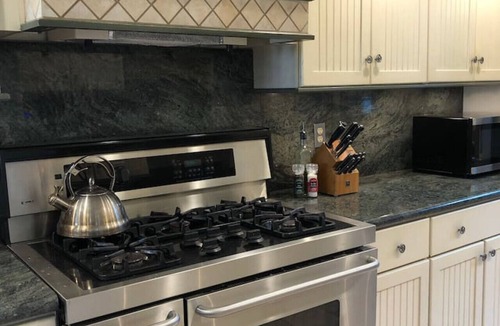 Capitola Apartment | Luxury beach retreat in Capitola Village