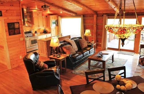 Gatlinburg House | Luxury cabin, best views of Smokies! Chef's kitchen, seasonal pool, hot tub more