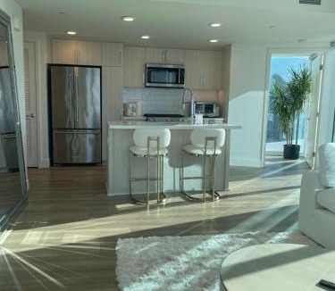 East Village Apartment | Luxury Designer Suite with Rooftop Pool, Gym