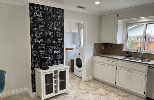 Rogers House | Luxury Executive home in Bay Area close to Apple/Shopping