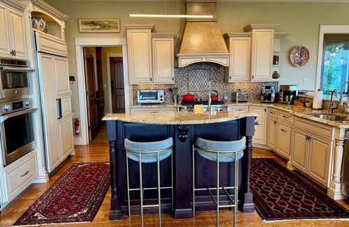 Black Mountain House | Luxury Mountaintop 2-Home Compound on 50 acres. Sleeps 28. Black Mtn/Asheville