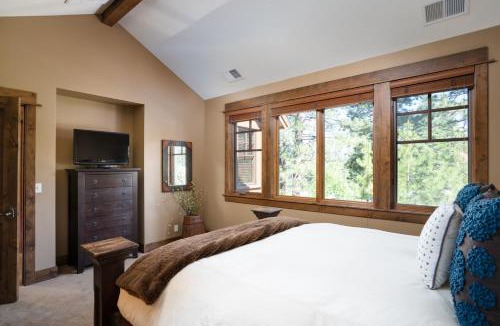 Truckee Villa | Luxury Old Greenwood 3BD Villa - Villa 12. Comes w/Free Grocery Delivery!
