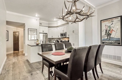 Deer Valley Condo | Luxury ski condo: 150 Yds to Lifts 100 Yds to SKi School @ Deer Valley!