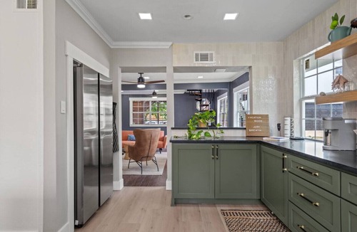 McNeil House | Luxury Villa Retreat, Pool, Hot tub & Fun