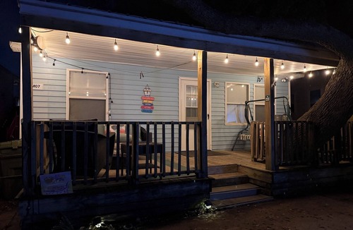 Myrtle Beach Cottage | M7 Starfish Hideaway 2-bedroom in Ocean Lakes close to Sandy Mart & Water Park!