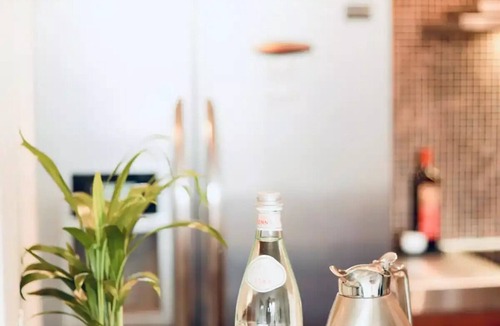 Eastern Malibu Condo | Malibu Country Mart Escapenn